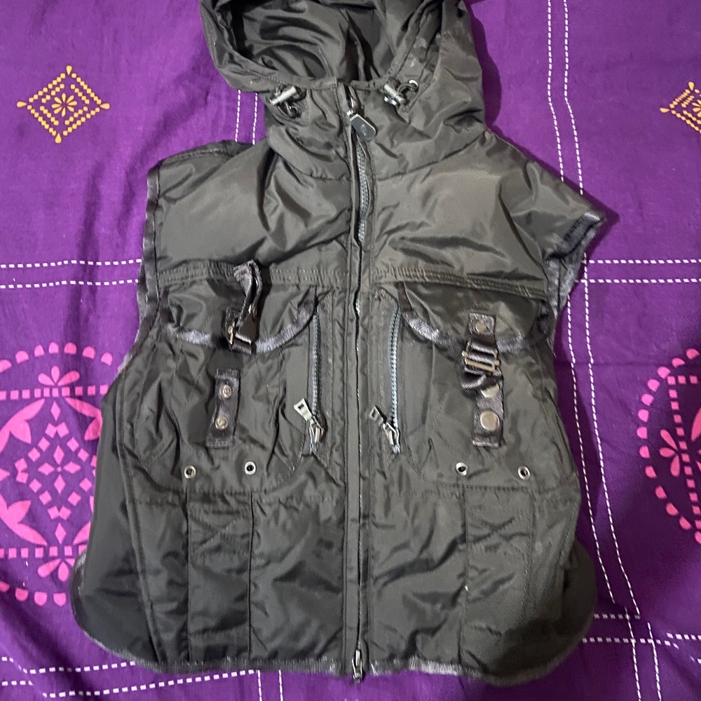 2010s Utility  Cropped vest